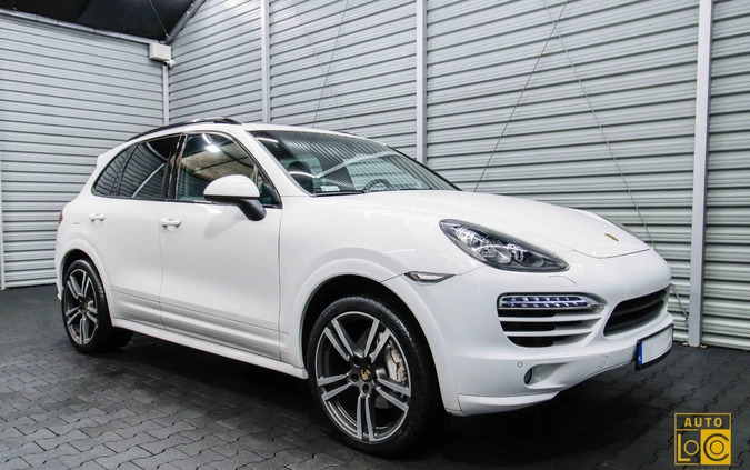 Porsche Cayenne cena 117777 przebieg: 111000, rok produkcji 2012 z Jedlicze małe 781